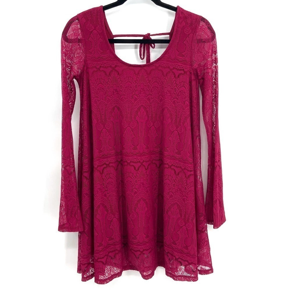 ALTAR'D STATE Burgundy Lace Scoop Neck Back Tie Long Sleeve Shift Dress Small